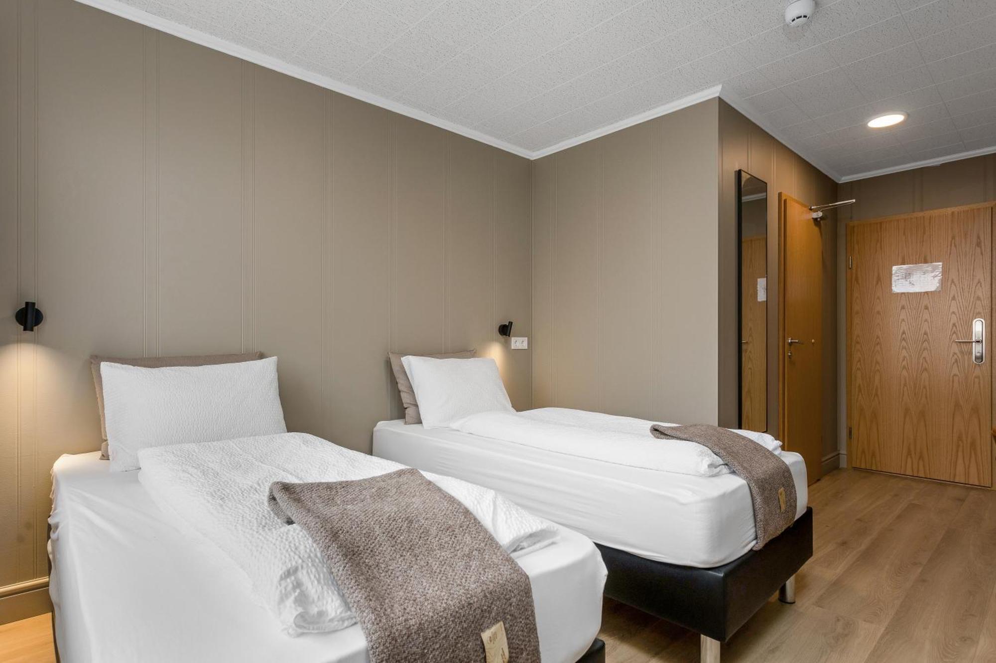 Stracta Hotel Mosfell Hella Buitenkant foto